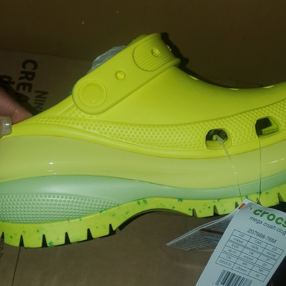 CROCS  Women- Color Acidity - Picture 6 of 8